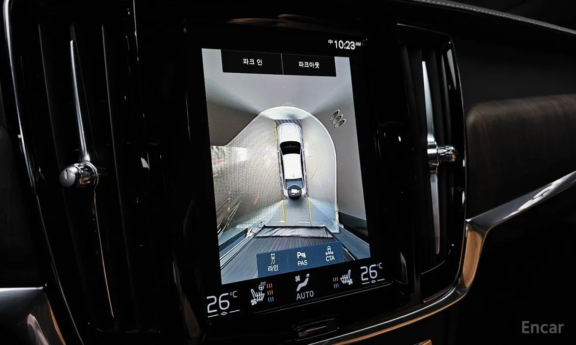 Фото 15 - Volvo S90