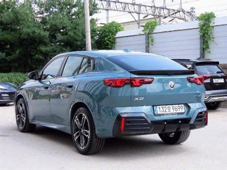 Фото 2 - BMW X2 (F39)