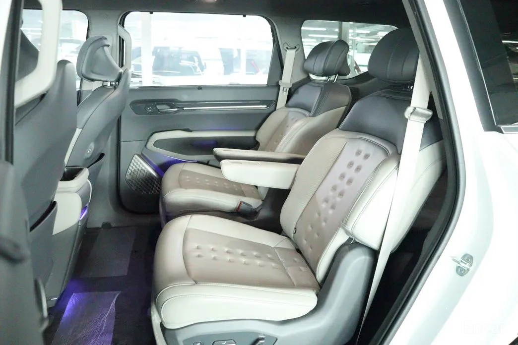 Фото 8 - Kia EV9