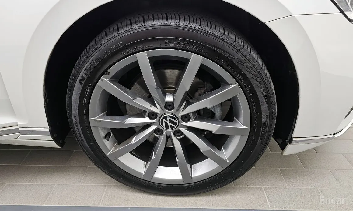 Фото 5 - Volkswagen Passat