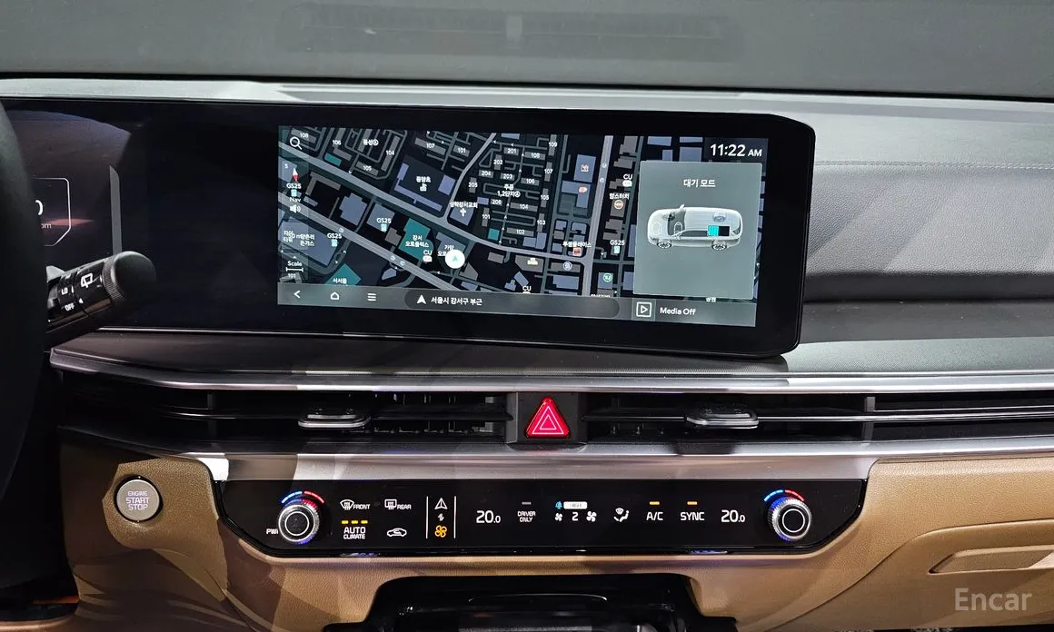 Фото 14 - Kia Sorento