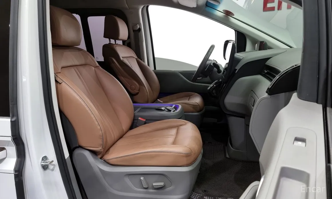 Фото 11 - Hyundai Staria