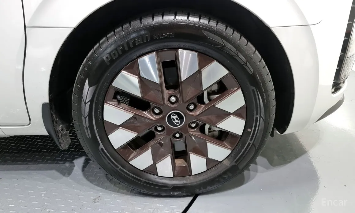 Фото 5 - Hyundai Staria