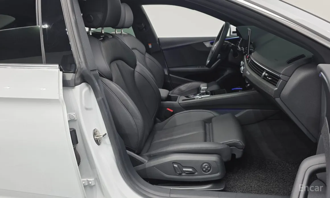 Фото 11 - Audi A5