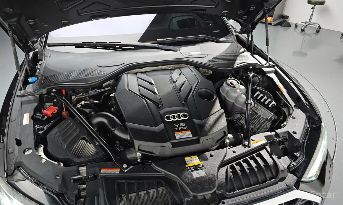 Фото 6 - Audi A8