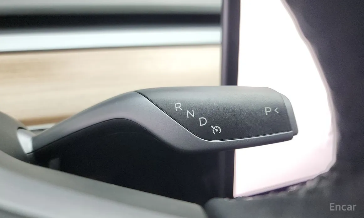 Фото 9 - Tesla Model 3