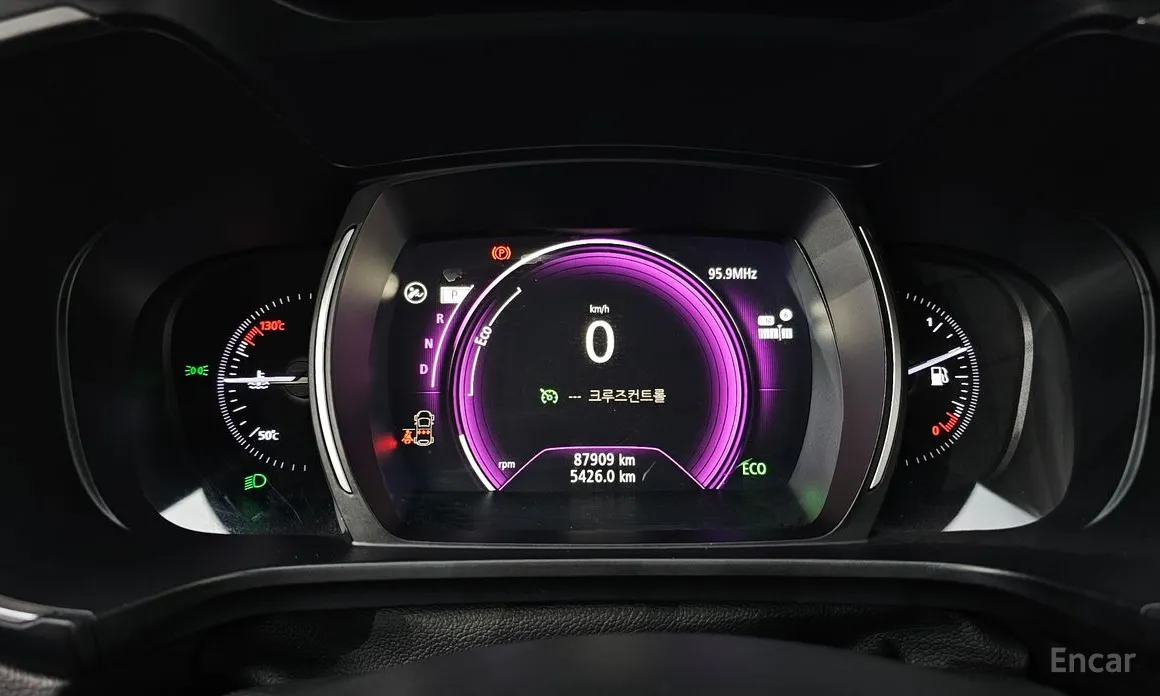 Фото 8 - Renault QM6