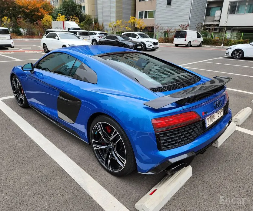 Фото 4 - Audi R8