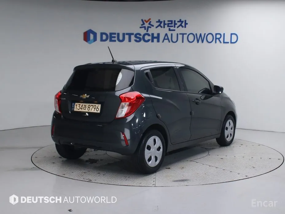 Фото 2 - Chevrolet Spark