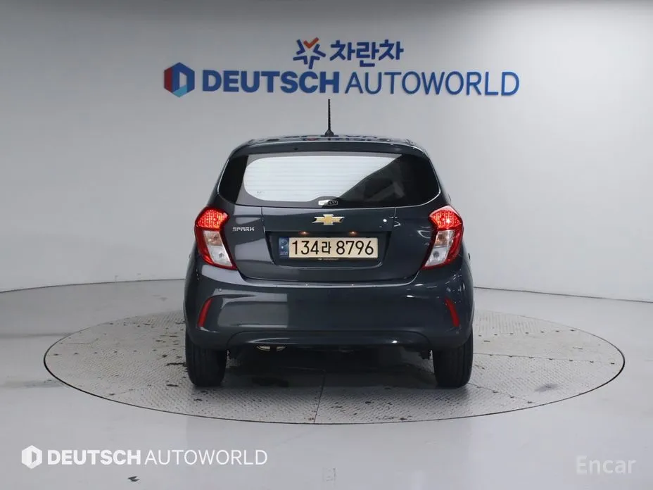 Фото 4 - Chevrolet Spark