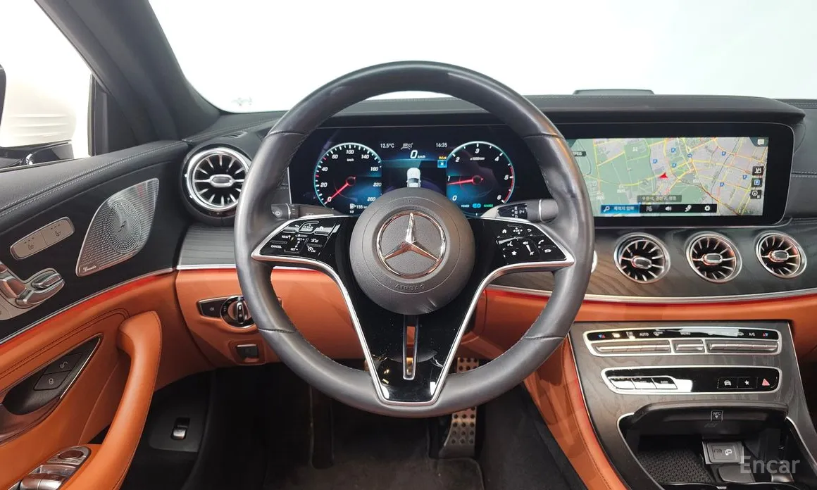 Фото 13 - Mercedes-Benz CLS-Class