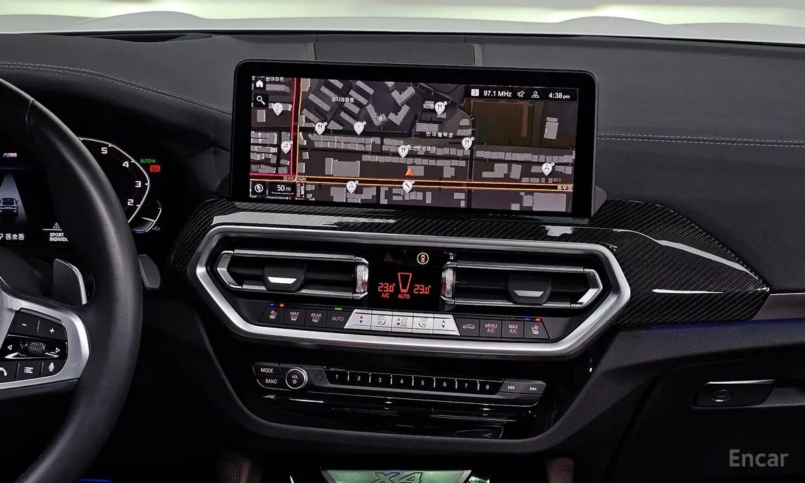 Фото 14 - BMW X4