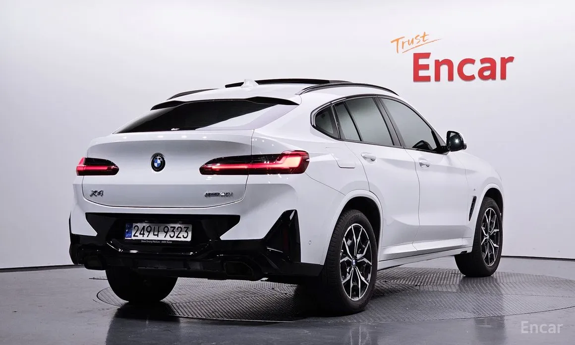 Фото 2 - BMW X4