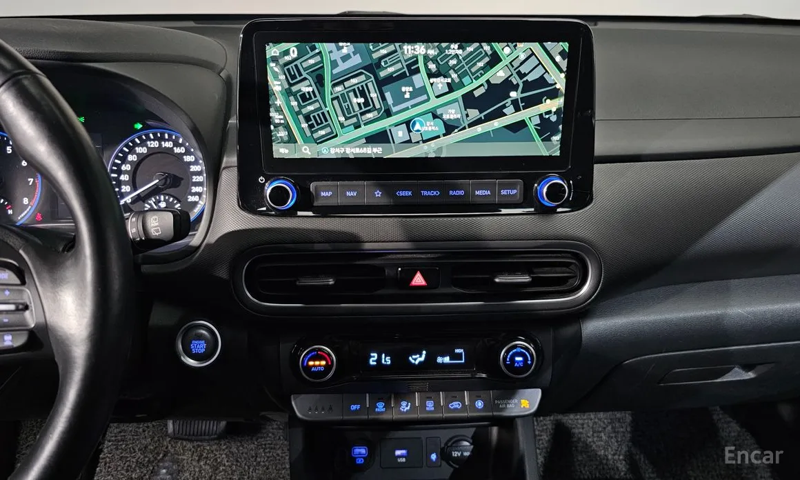 Фото 14 - Hyundai Kona