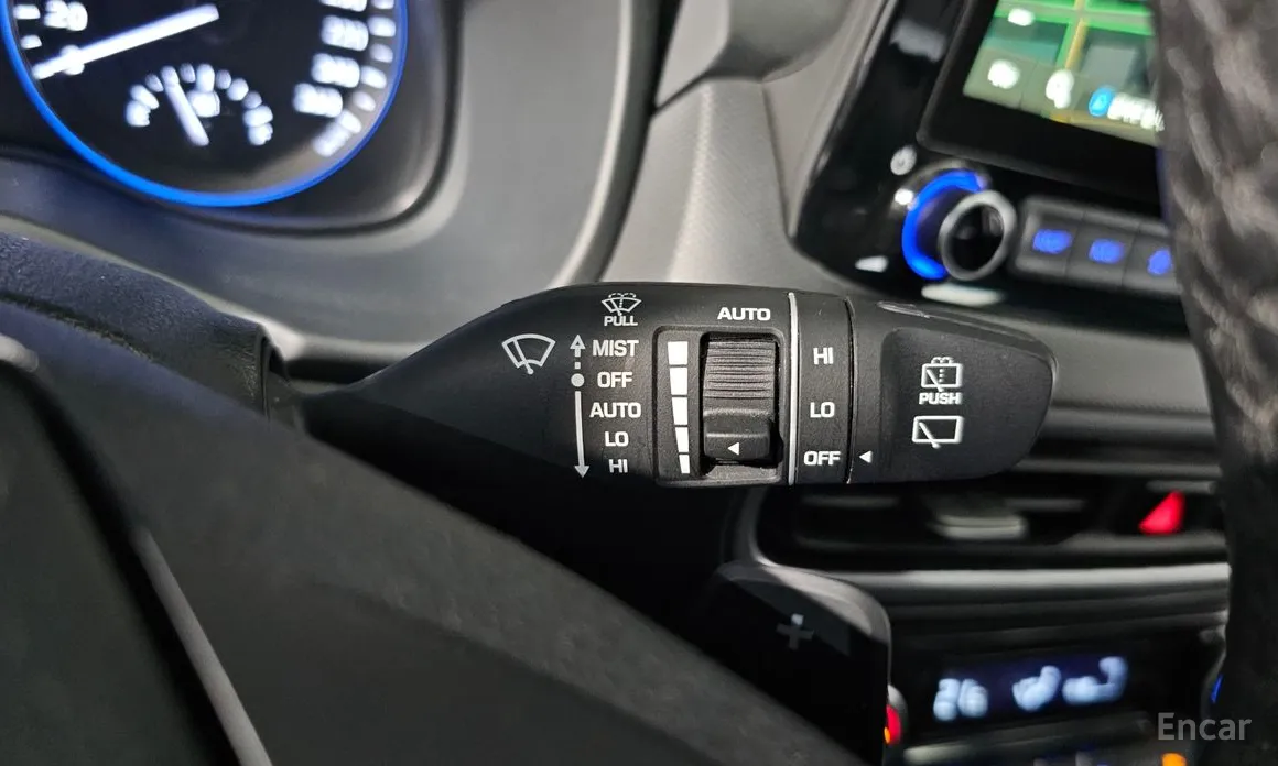 Фото 17 - Hyundai Kona