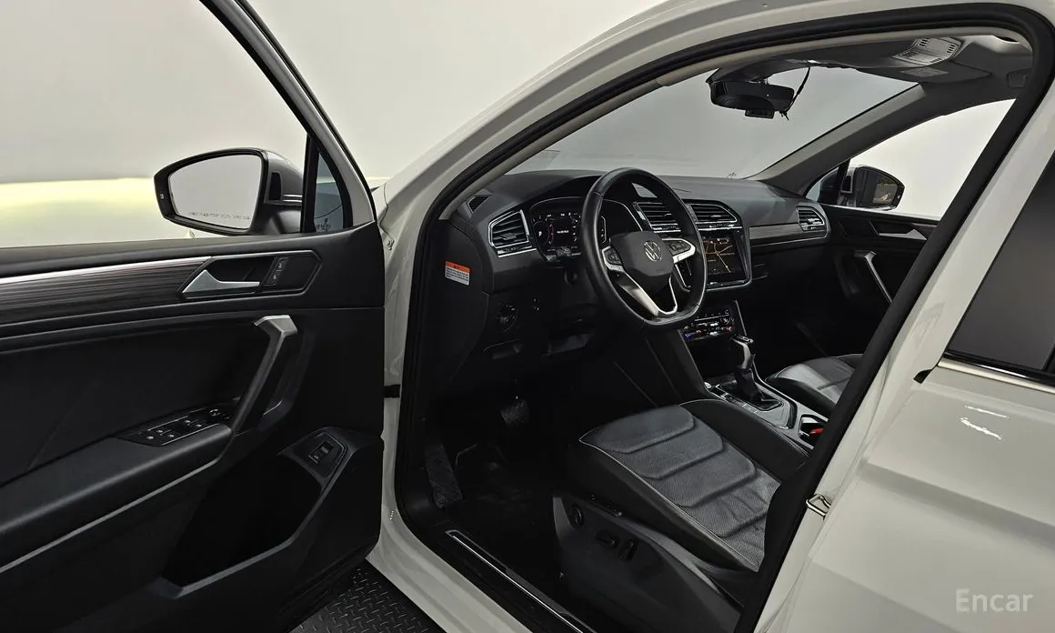 Фото 10 - Volkswagen Tiguan