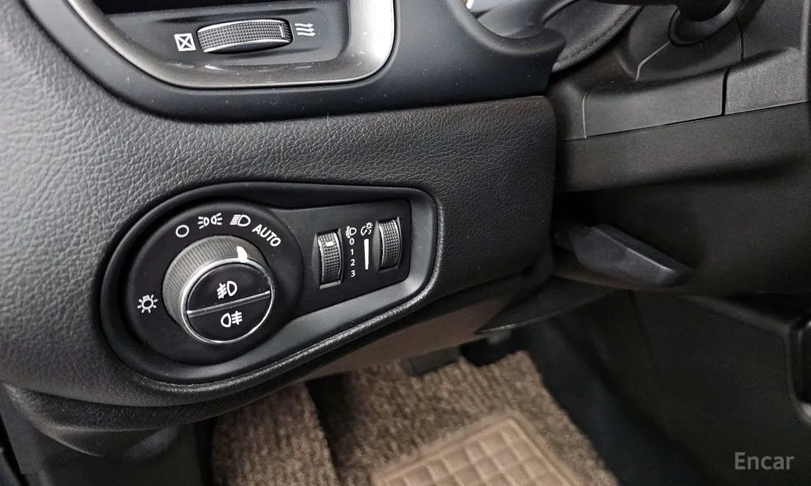 Фото 14 - Jeep Renegade