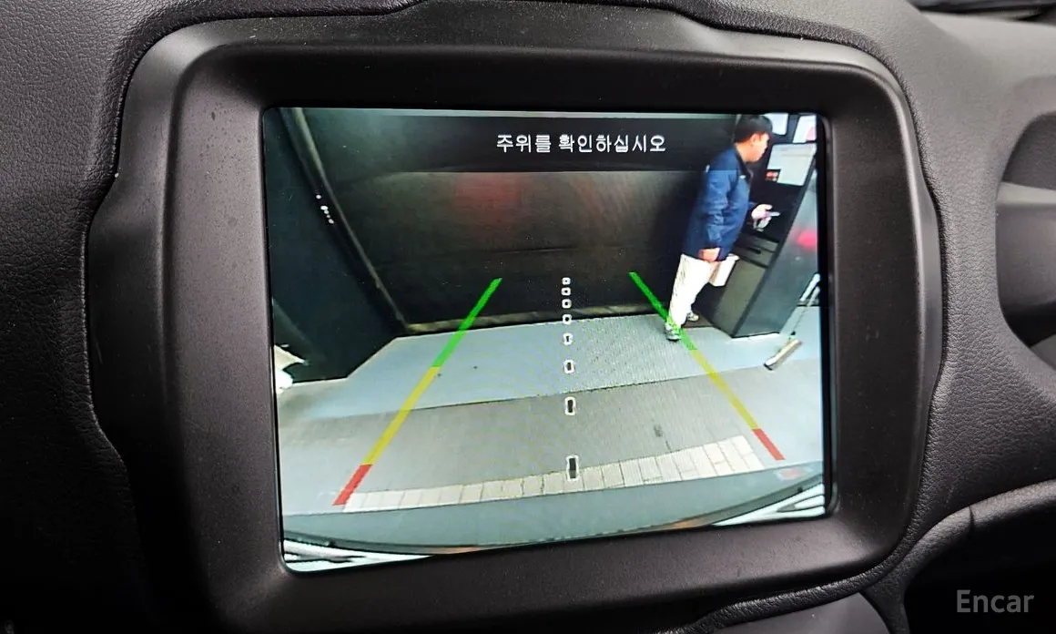 Фото 16 - Jeep Renegade