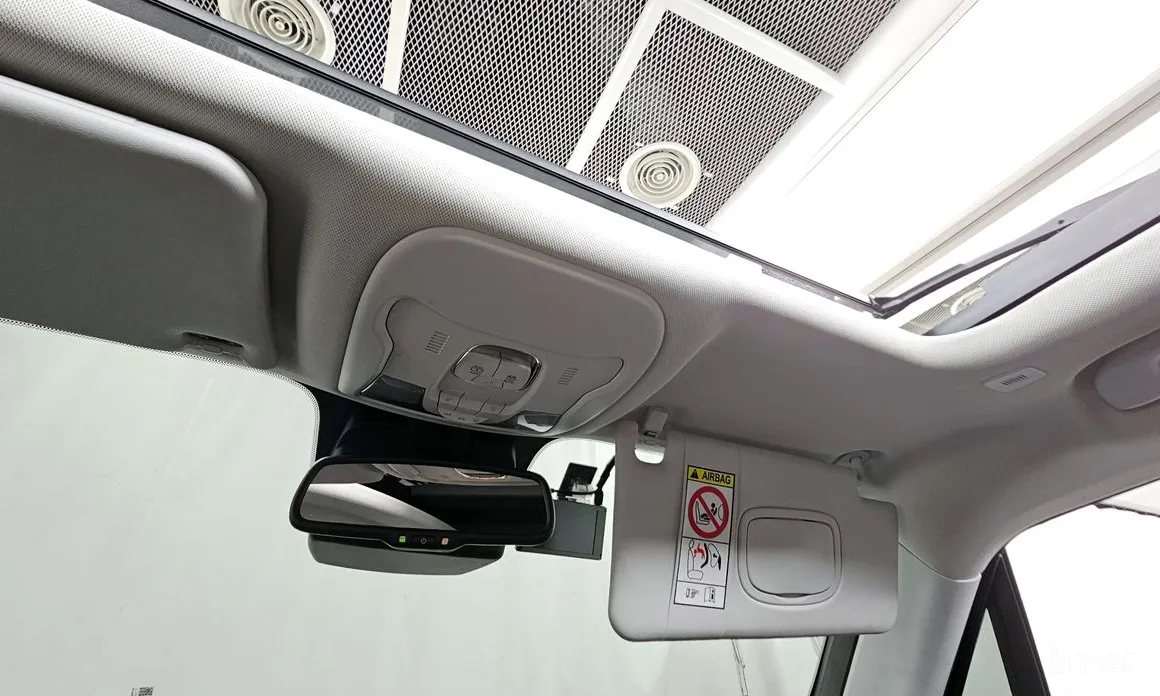 Фото 18 - Jeep Renegade