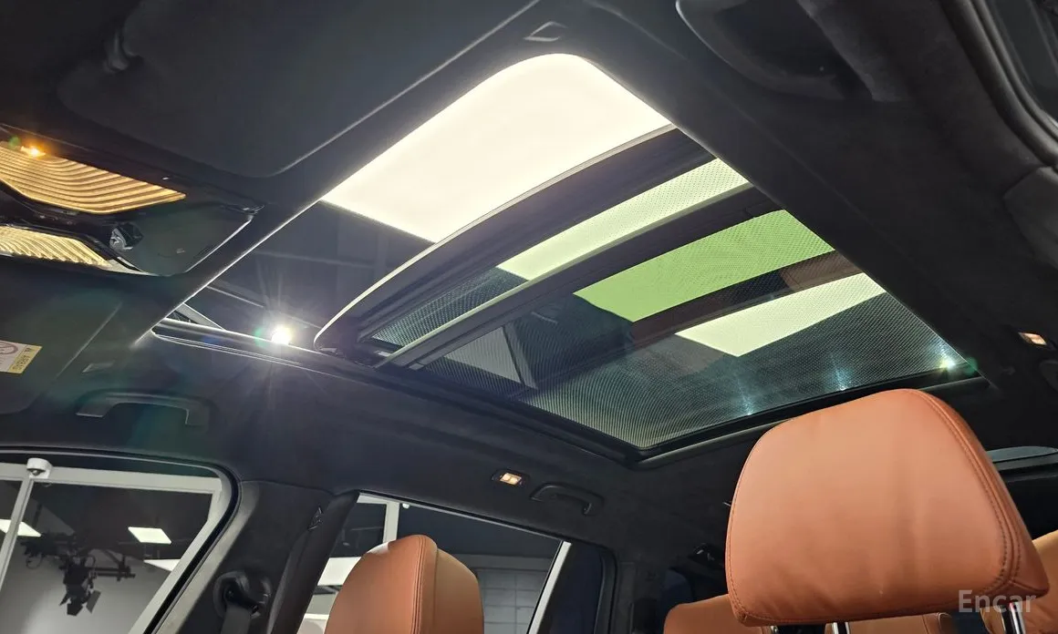 Фото 19 - BMW X7