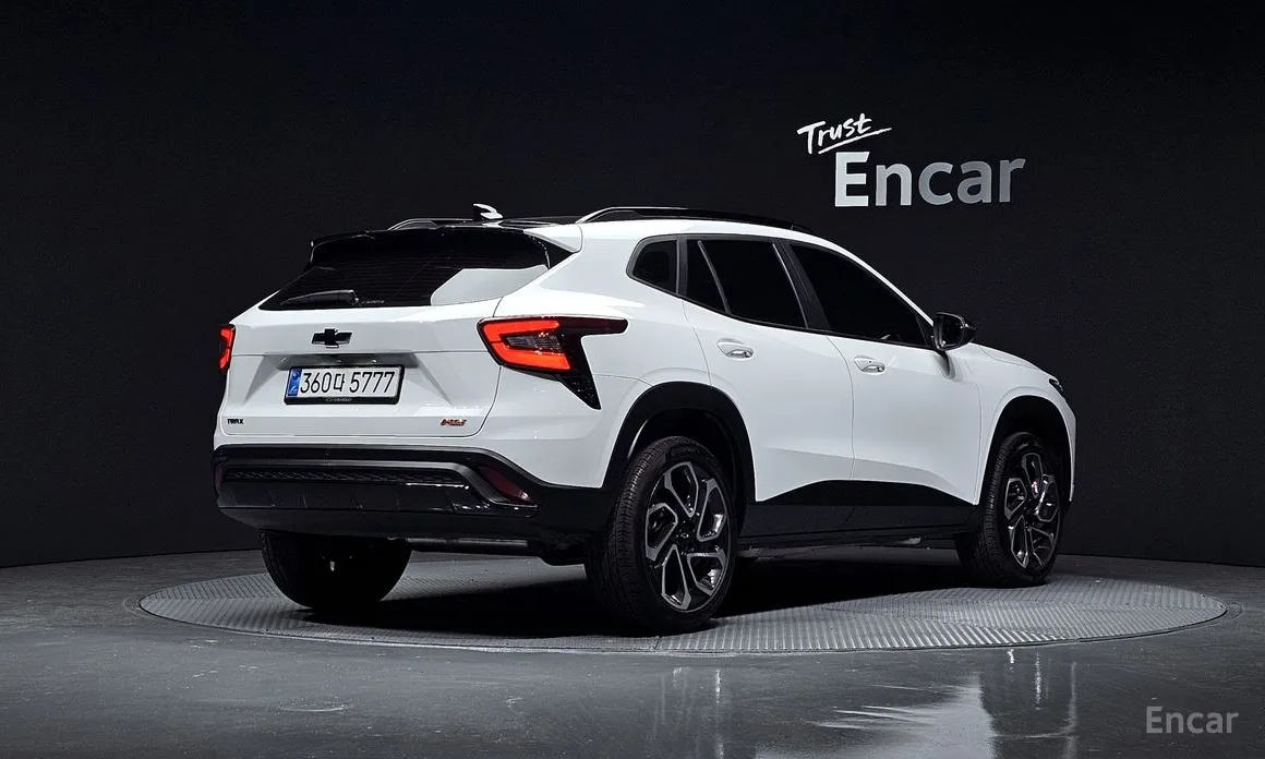 Фото 2 - Chevrolet Trax