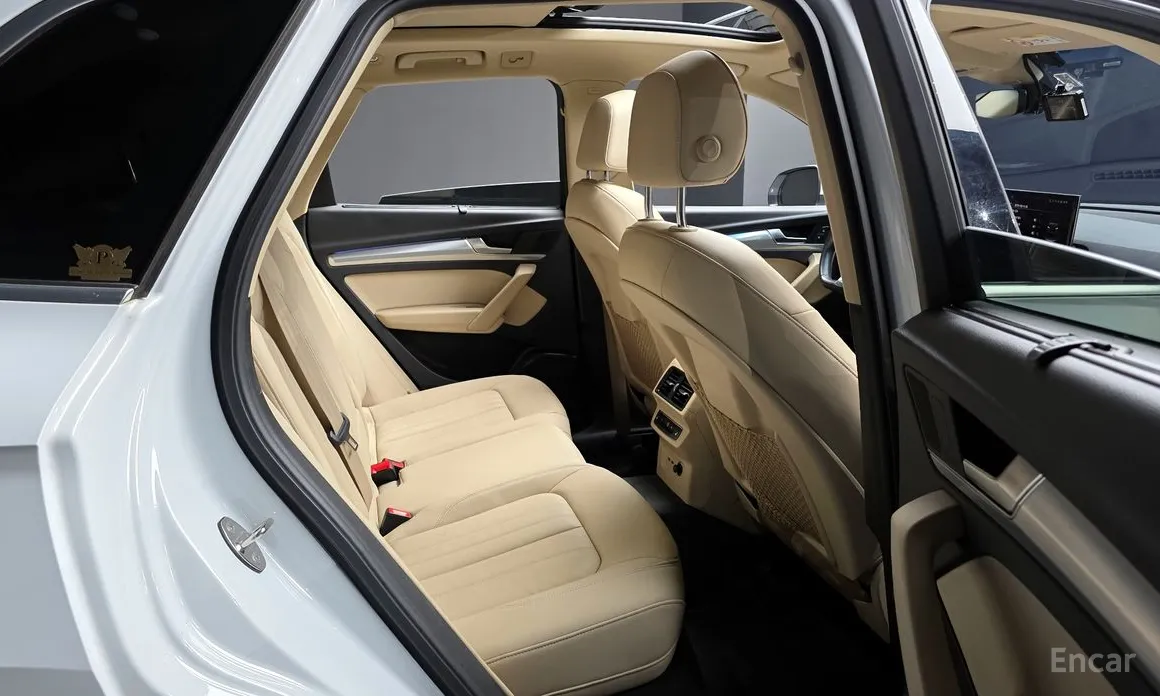 Фото 12 - Audi Q5