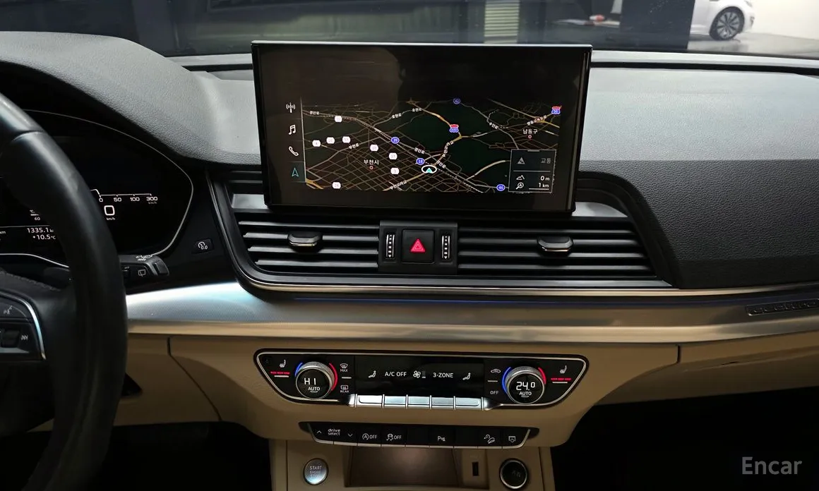 Фото 14 - Audi Q5