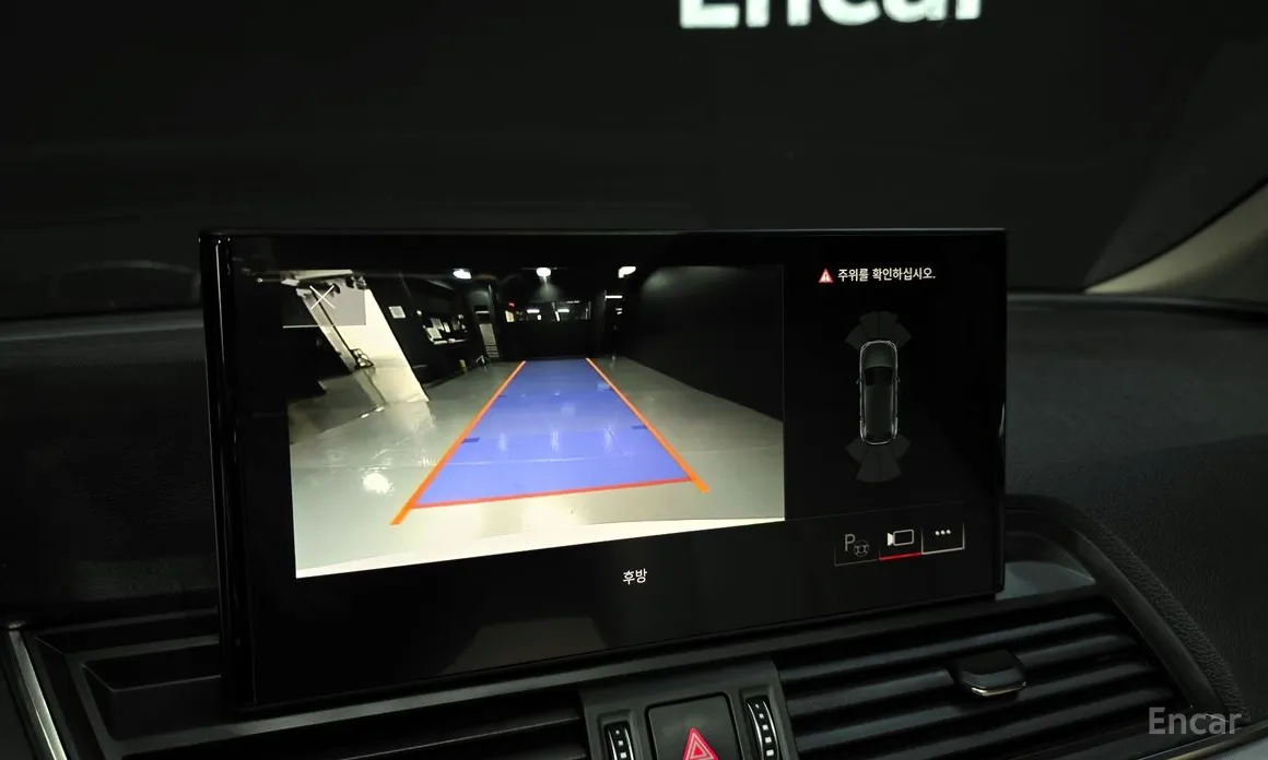 Фото 15 - Audi Q5