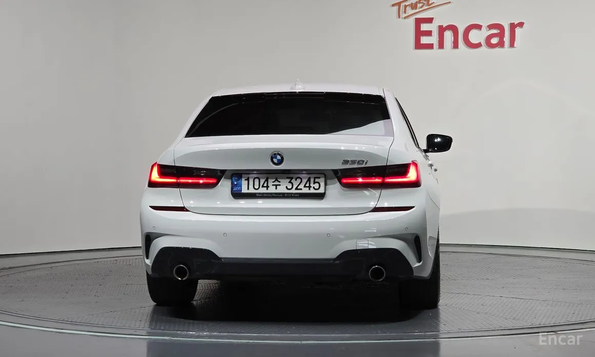 Фото 4 - BMW 3 Series