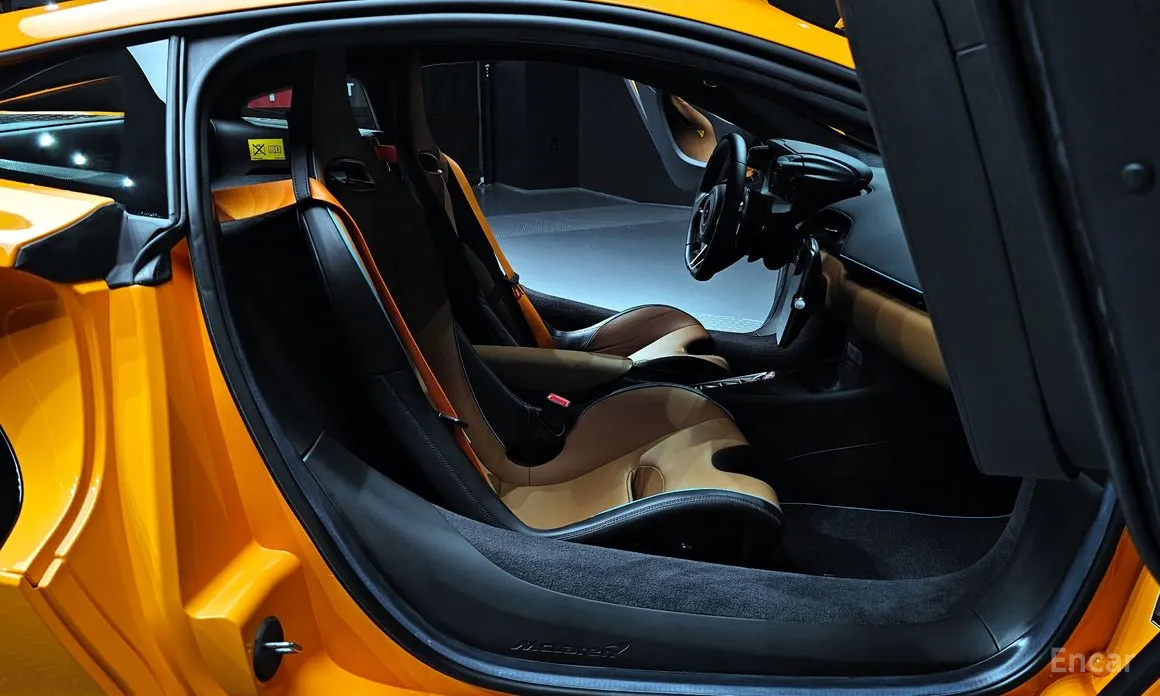 Фото 10 - McLaren Artura