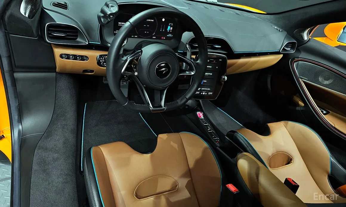 Фото 7 - McLaren Artura