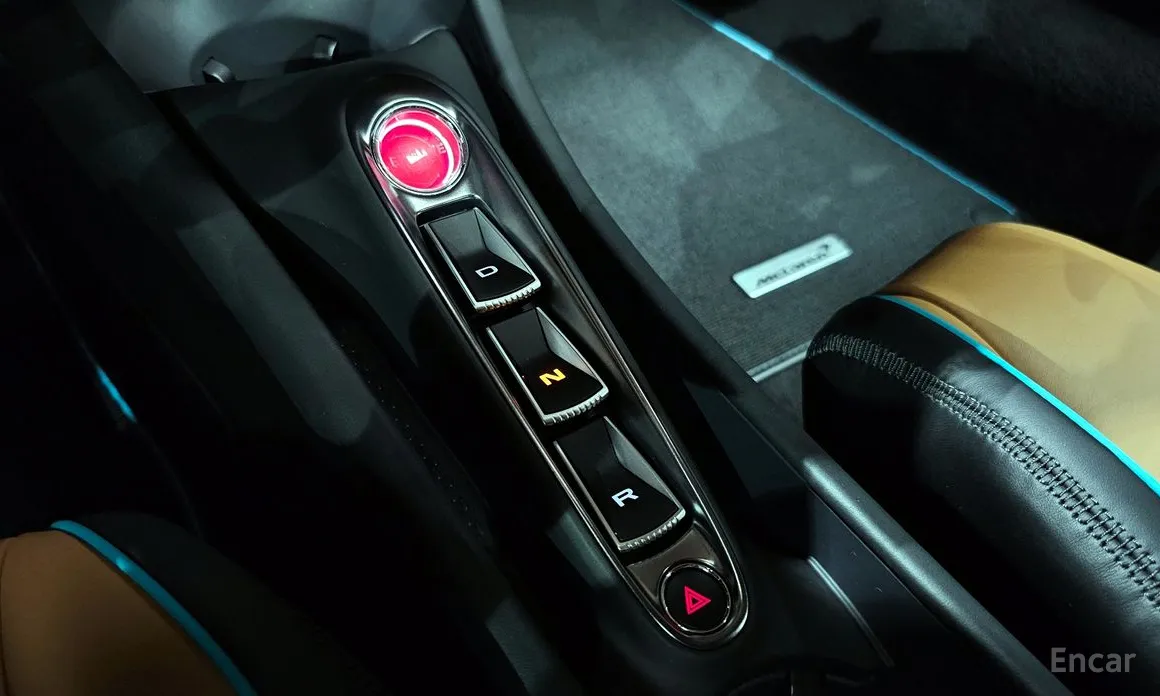 Фото 9 - McLaren Artura