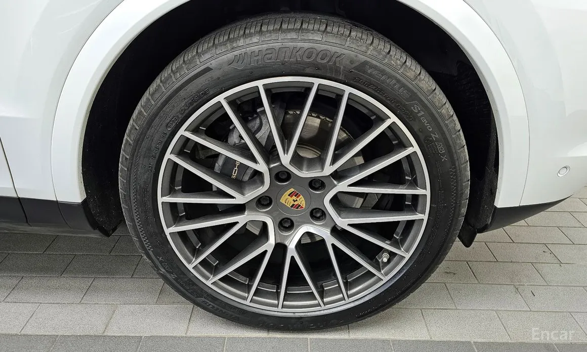 Фото 5 - Porsche Cayenne