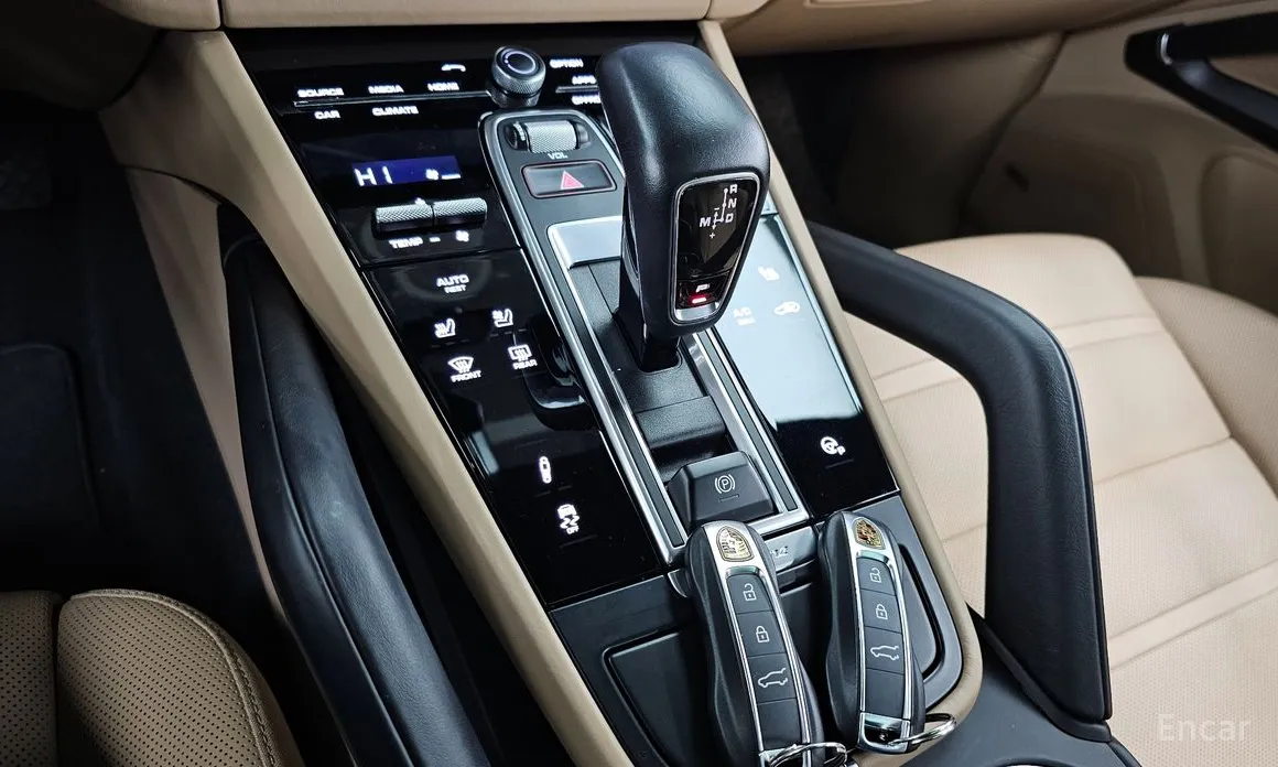 Фото 9 - Porsche Cayenne