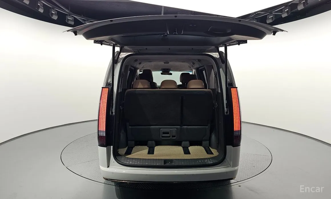 Фото 20 - Hyundai Staria