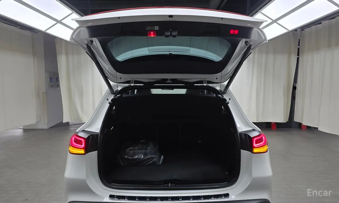 Фото 20 - Mercedes-Benz EQA