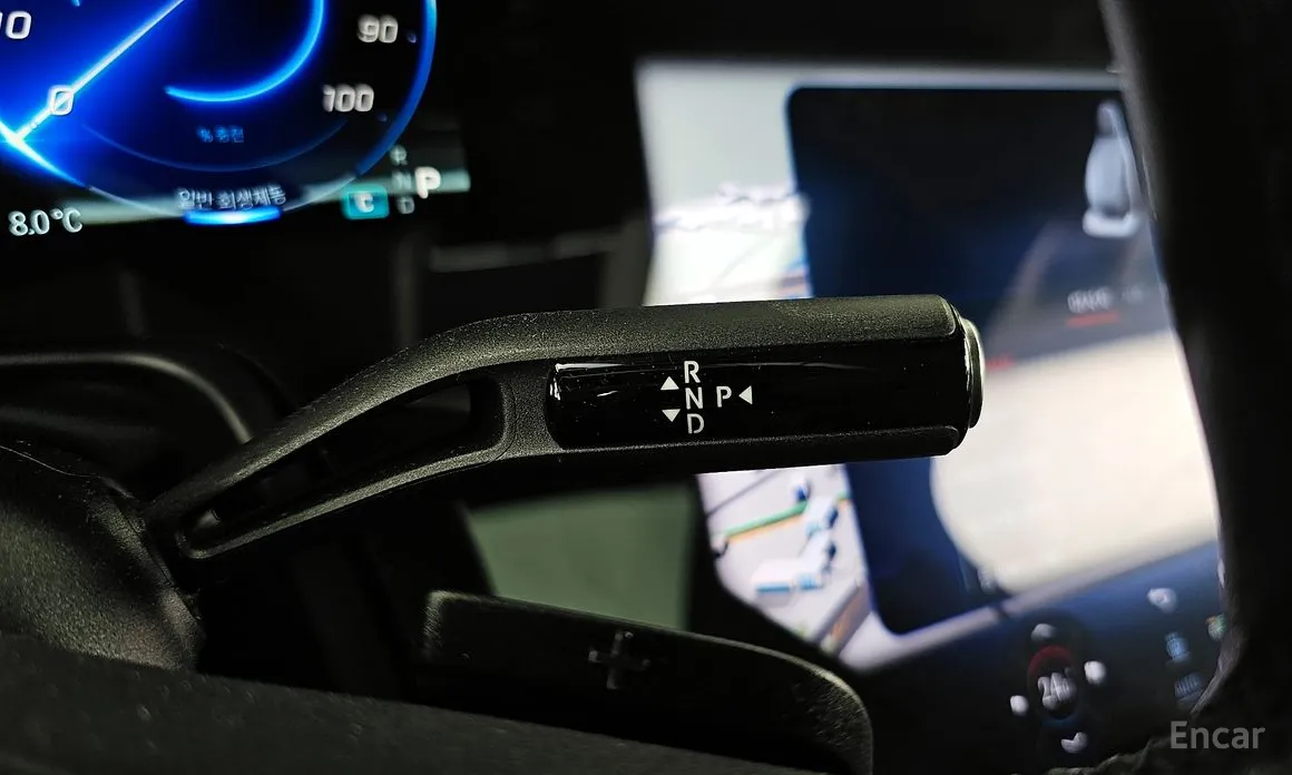 Фото 9 - Mercedes-Benz EQE