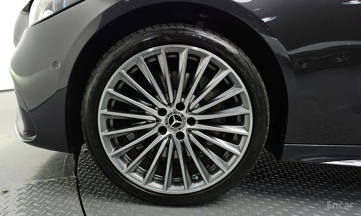 Фото 5 - Mercedes-Benz C-Class