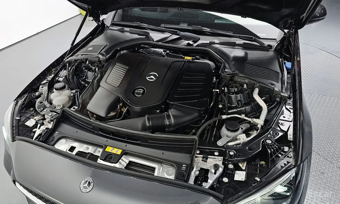 Фото 6 - Mercedes-Benz C-Class