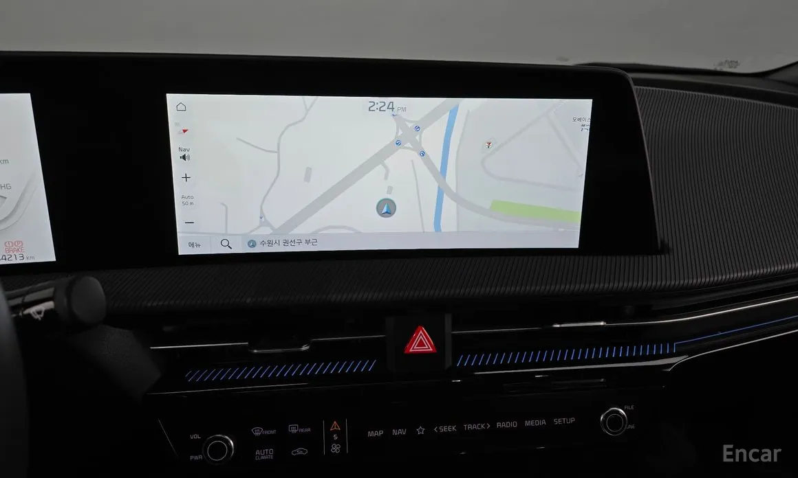 Фото 14 - Kia EV6