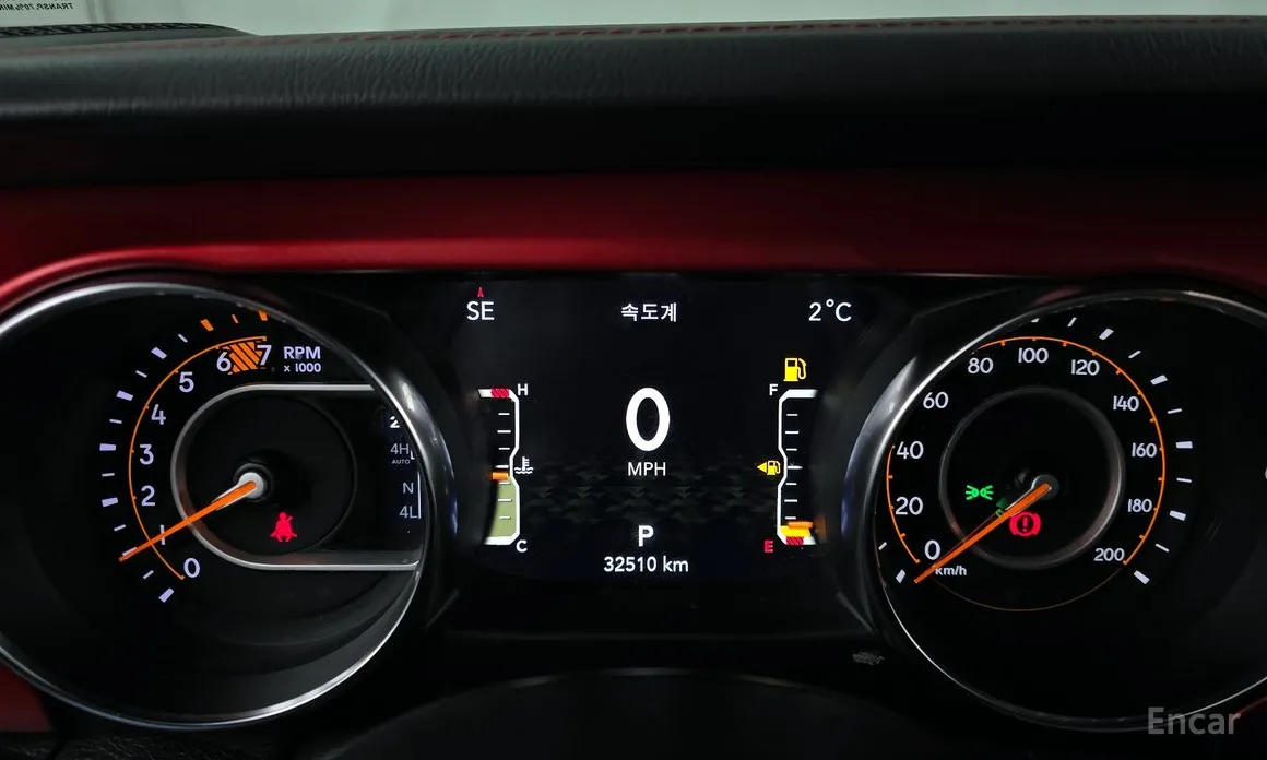 Фото 8 - Jeep Wrangler