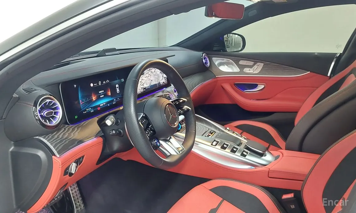 Фото 13 - Mercedes-Benz AMG GT