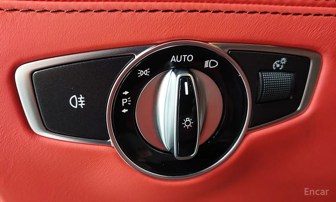 Фото 19 - Mercedes-Benz AMG GT