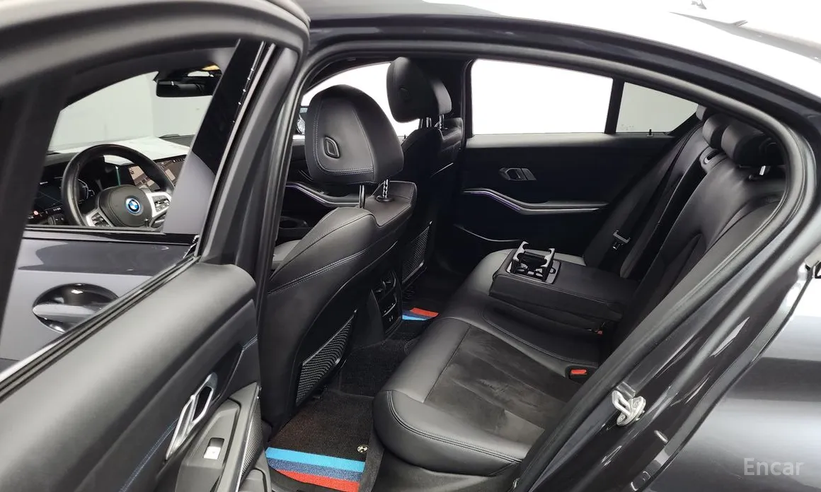 Фото 12 - BMW 3 Series