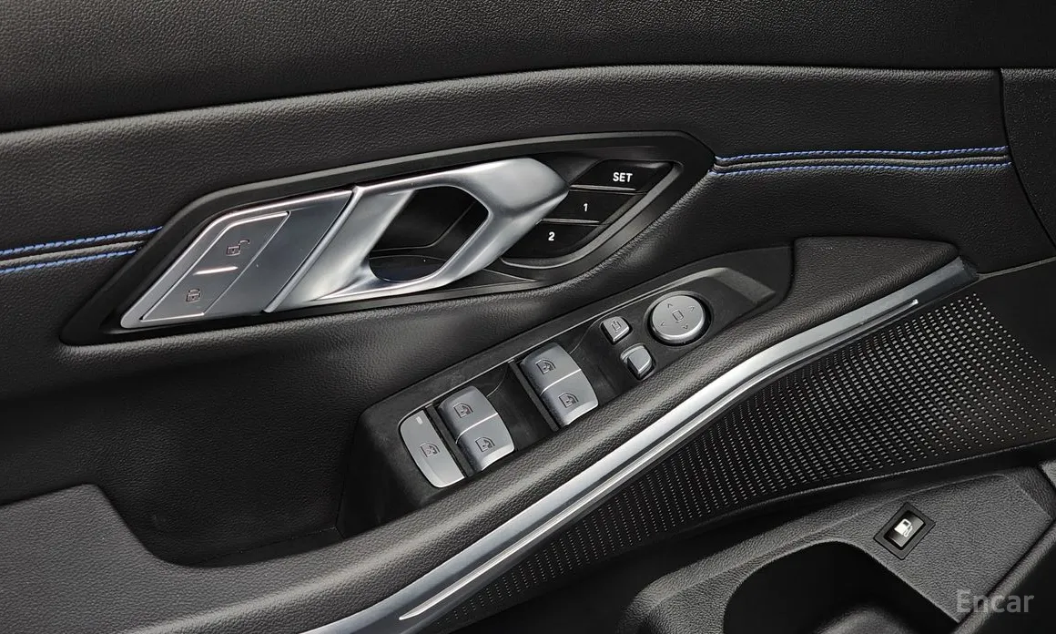 Фото 13 - BMW 3 Series