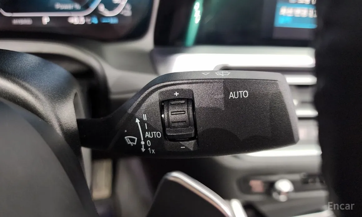 Фото 16 - BMW 3 Series