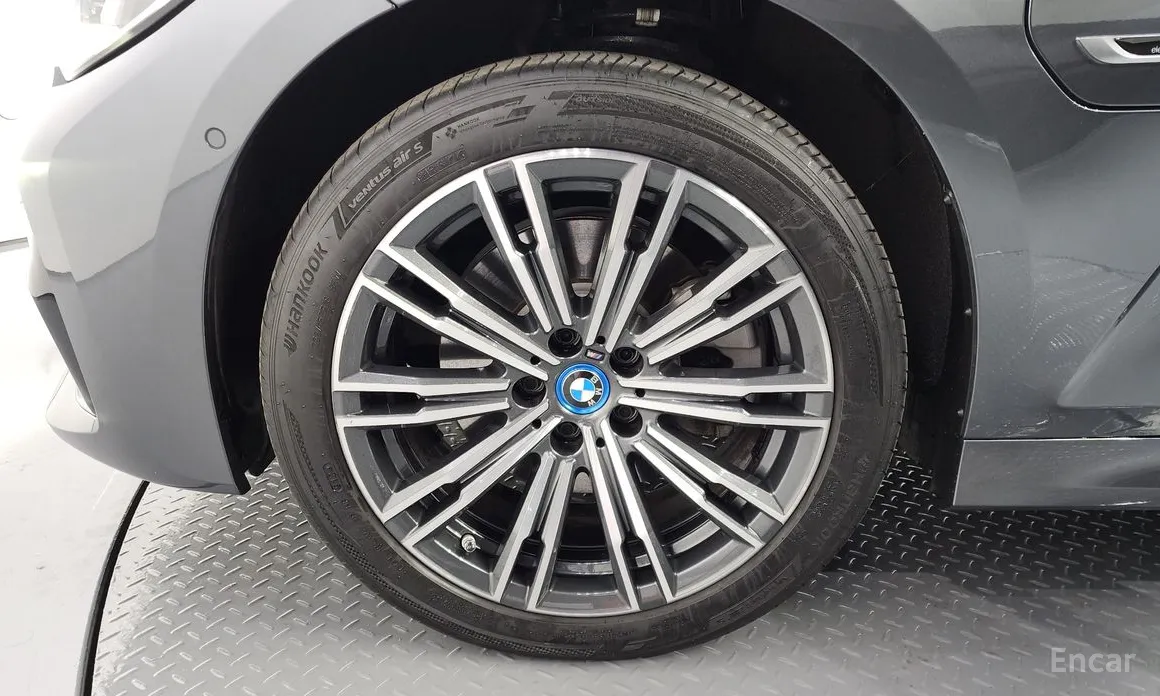 Фото 5 - BMW 3 Series