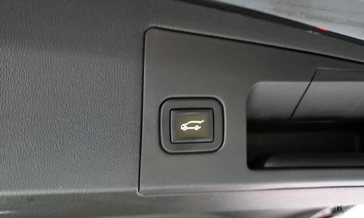 Фото 20 - Cadillac XT5