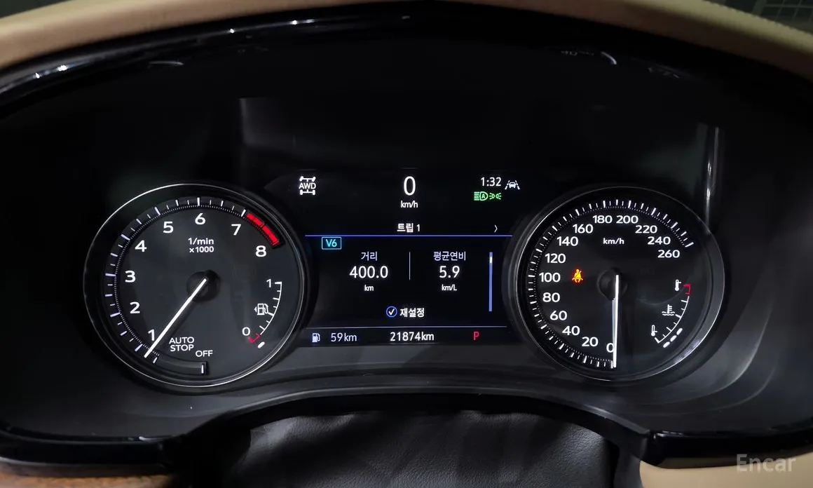 Фото 8 - Cadillac XT5