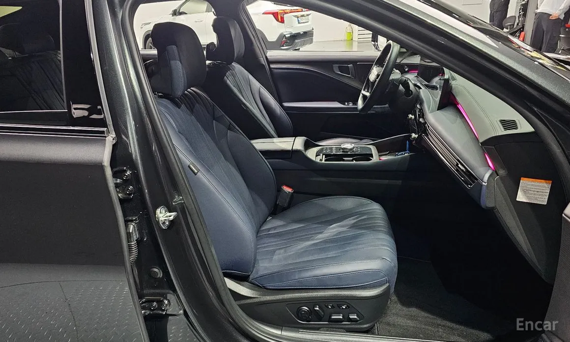 Фото 10 - Kia K8